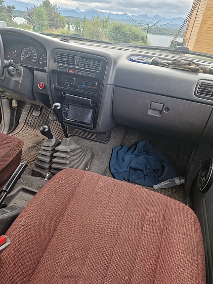 Nissan King Cab 21 of 30