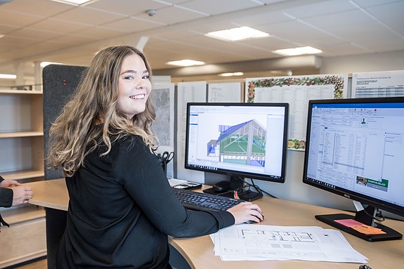 Selgende konstruktør med vårt tegneverktøy Pamir