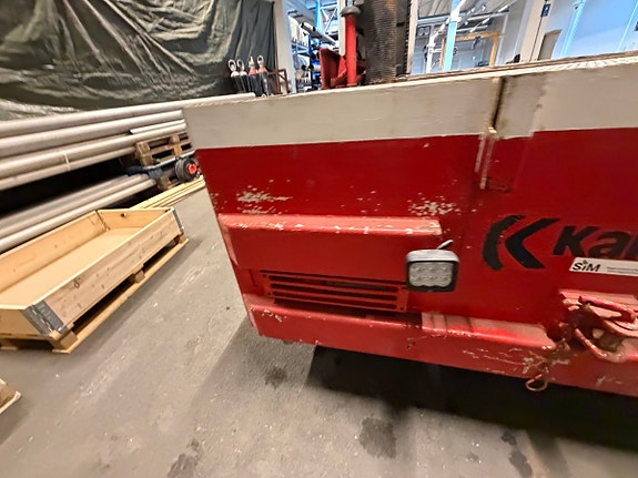 Kalmar sidelaster - 6 398 timer - hydraulisk mast med to gafler - lasteplan i tre - lukket førerhytt 24 of 30