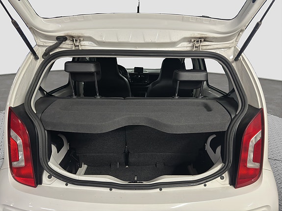 Volkswagen UP! 17 of 25