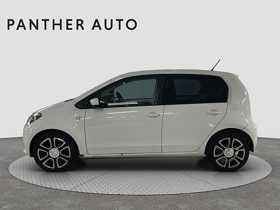 Volkswagen UP! 2 of 25