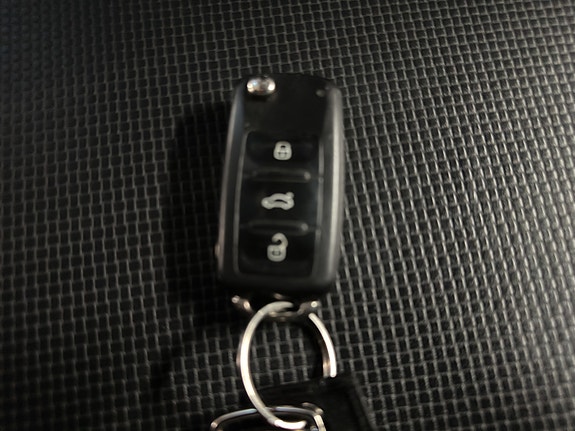 Volkswagen UP! 23 of 25