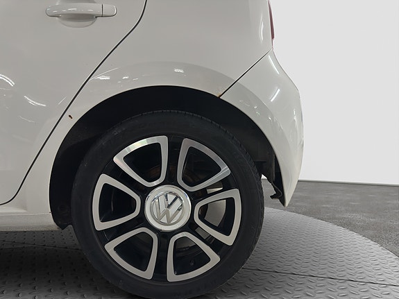 Volkswagen UP! 20 of 25
