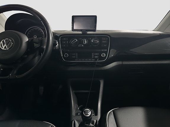 Volkswagen UP! 14 of 25