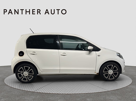 Volkswagen UP! 6 of 25