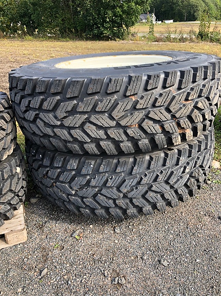 Hakkapeliitta med pigg Valtra