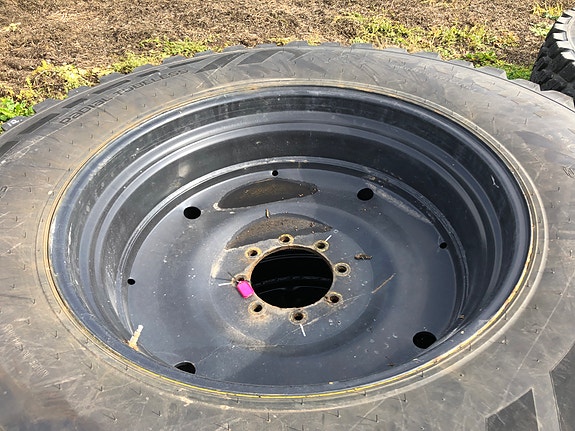 Hakkapeliitta med pigg Valtra