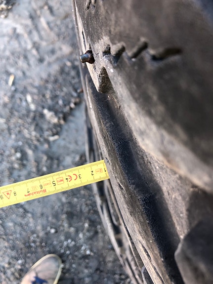 Hakkapeliitta med pigg Valtra T