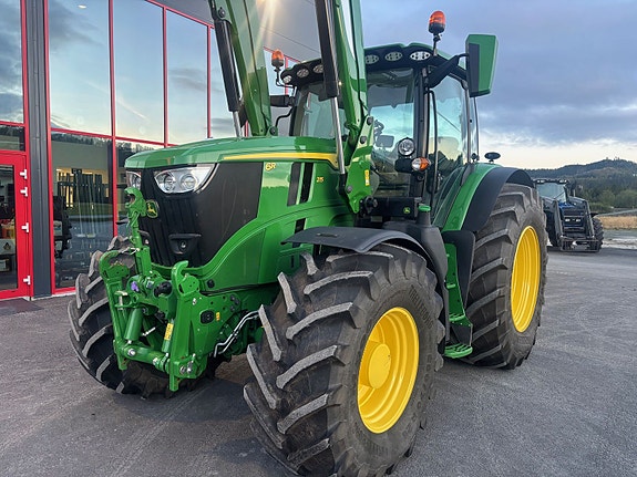 John Deere 6R 215 2024, kr 2 200 000,-