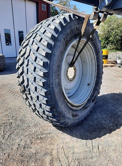 Nokian TRI2 Valtra T serie
