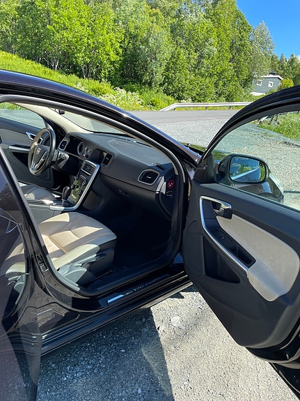 Volvo S60 12 of 29