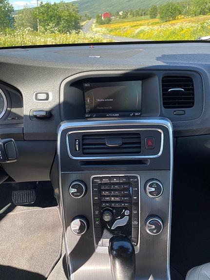 Volvo S60 21 of 29