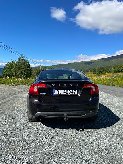 Volvo S60 5 of 29
