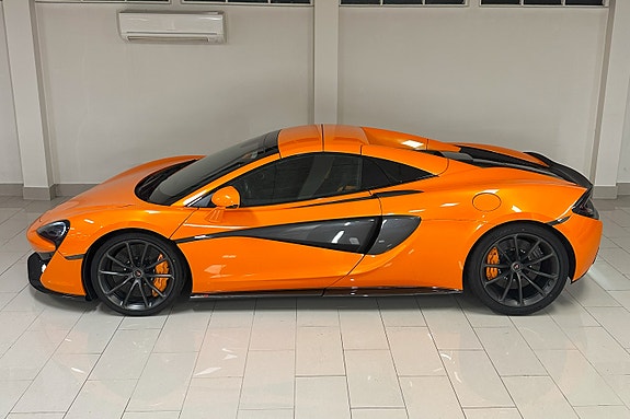 McLaren 570S 12 of 30