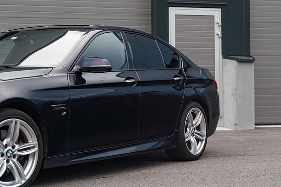 BMW 525d 3 of 30