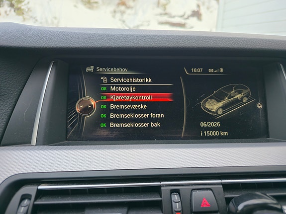 BMW 525d 28 of 30