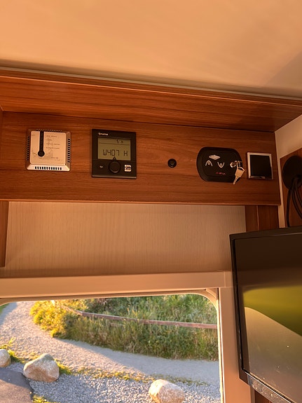 Pilote P716 Essential, Ledig i høstferien, langtur til Europa? Klasse B, kjæledyr, senkeseng, steikeovn, A/C bodel, helårs camping 17 of 30