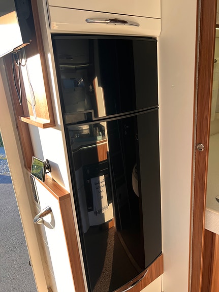 Pilote P716 Essential, Ledig i høstferien, langtur til Europa? Klasse B, kjæledyr, senkeseng, steikeovn, A/C bodel, helårs camping 21 of 30