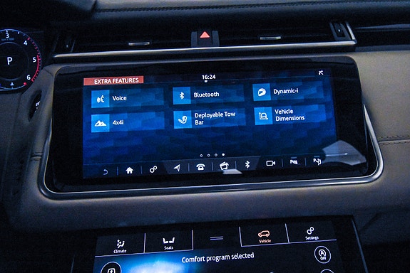 Land Rover Range Rover Velar 23 of 30
