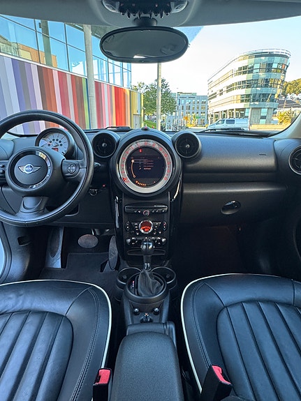 MINI Countryman-Serie 13 of 23