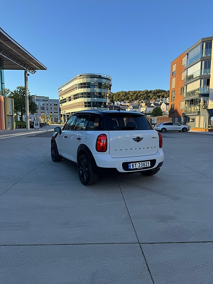 MINI Countryman-Serie 6 of 23