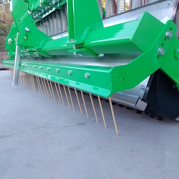 UNIVERSAL SÅMASKIN MED TROMMEL 2 of 13