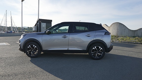 Peugeot e-2008 5 of 26