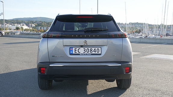 Peugeot e-2008 6 of 26