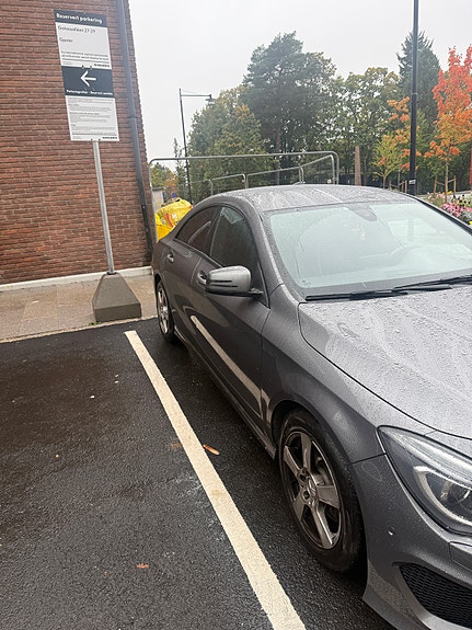 Mercedes-Benz CLA-Klasse 3 of 8