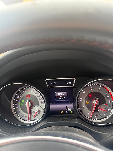 Mercedes-Benz CLA-Klasse 5 of 8