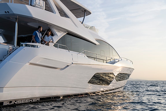 Sunseeker 76 Yacht 3 of 20