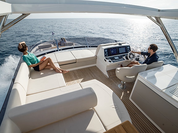 Sunseeker 76 Yacht 6 of 20