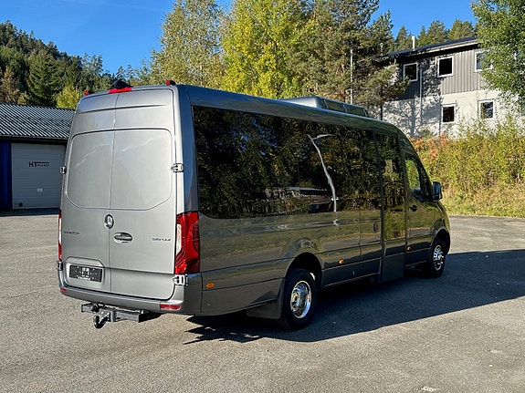 Mercedes-Benz Sprinter 519 Automat, 16+1, PÅ LAGER!! Bussdør bak, Led, 10,25`` skjerm, Tre rullestoler, To dieselvarmere, Stor AC , MYE utstyr! 3 of 5