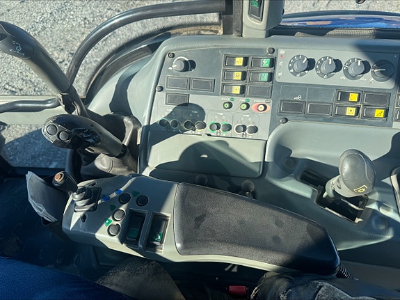 Valtra T150 2004, kr 365 000,-