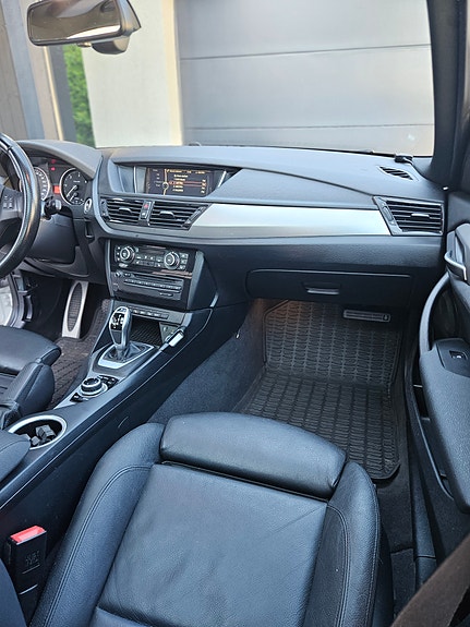 BMW X1 24 of 30