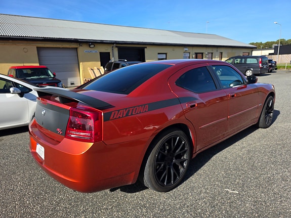 Dodge Charger 5 of 5