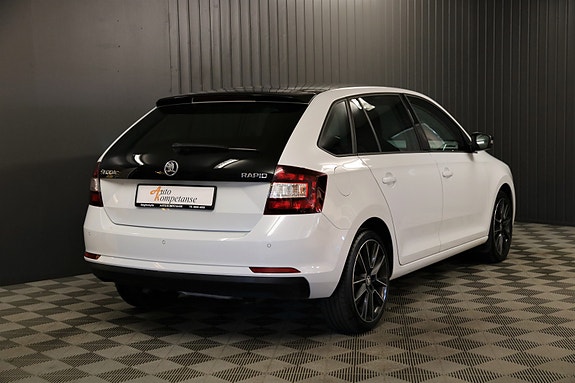 Skoda Rapid 7 of 21