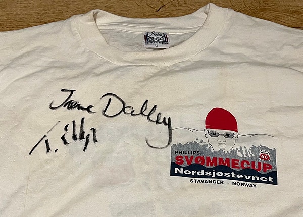 Irene Dalby autograf på T-skjorte