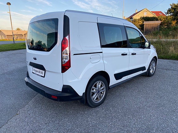 Ford Transit Connect 8 of 19