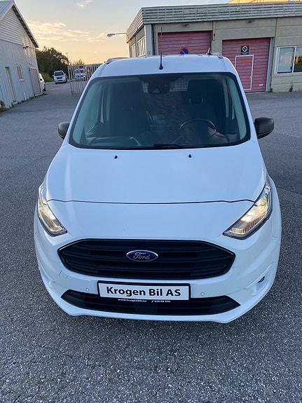 Ford Transit Connect 9 of 19