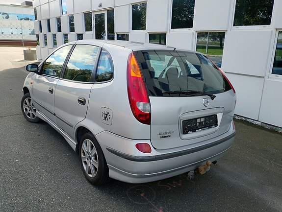 Nissan Almera 5 of 5