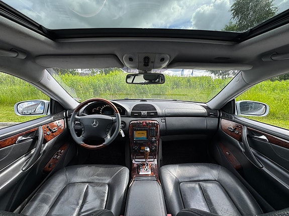 Mercedes-Benz CL500 2 of 5
