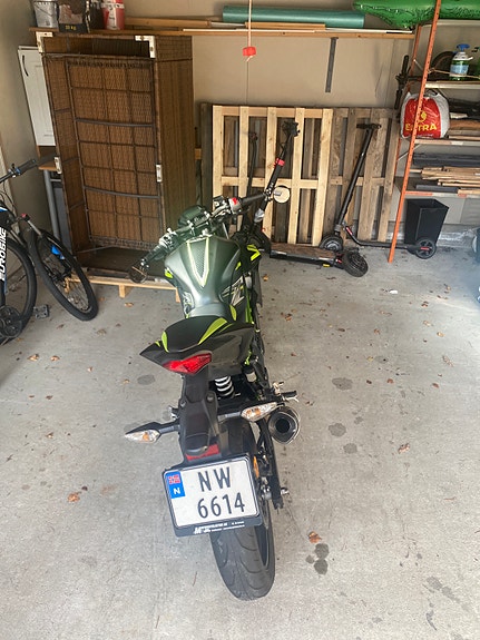 Kawasaki Z 125 4 of 5