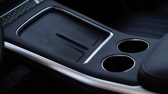 XPeng G9 11 of 17