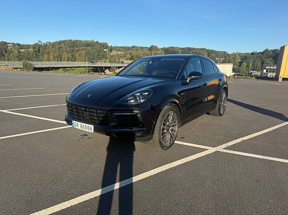 Porsche Cayenne Coupe 3 of 22