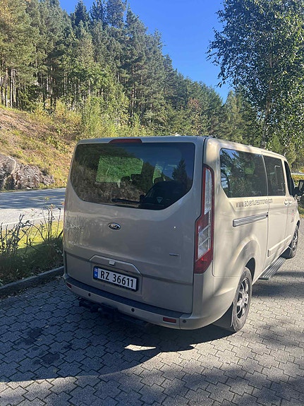 Ford Tourneo Custom 5 of 5