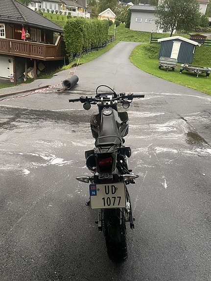 Yamaha WR 125 X 8 of 14