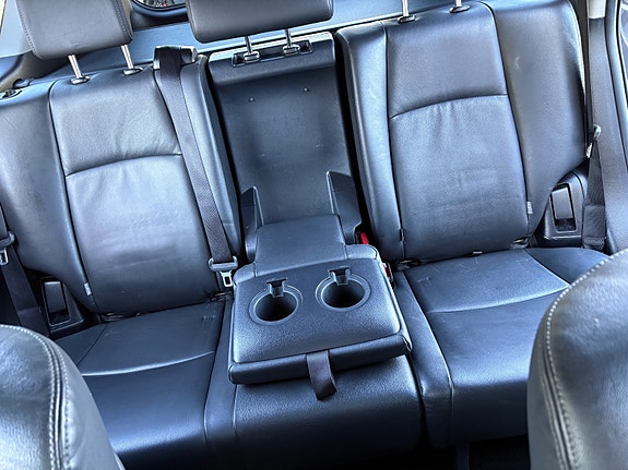 Toyota Land Cruiser 30 of 30