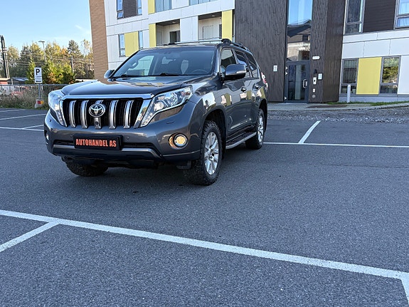 Toyota Land Cruiser 9 of 30