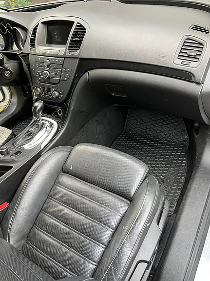 Opel Insignia 13 of 16